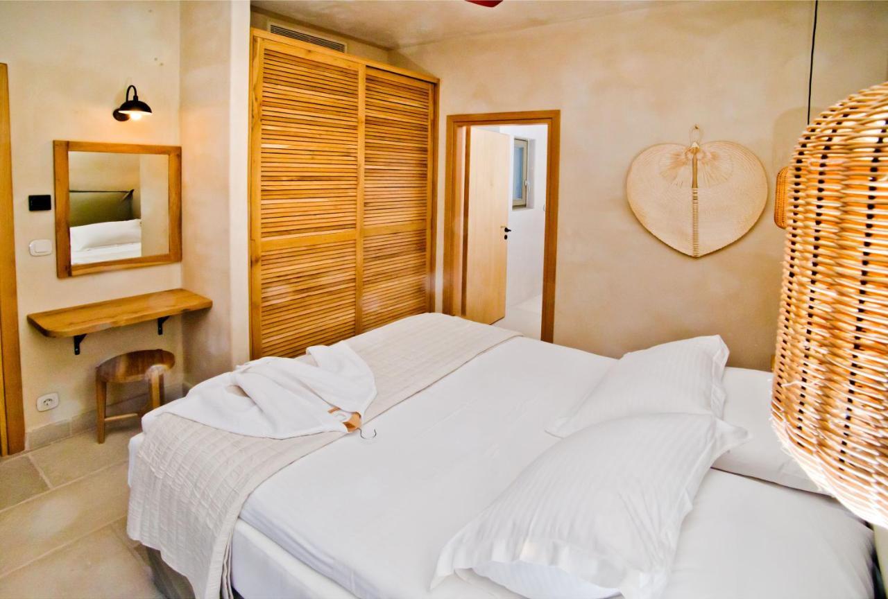 Petra Boutique Villas Arginonda Exteriör bild